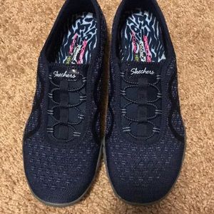 NEW Sketchers Navy Tennies Size 8